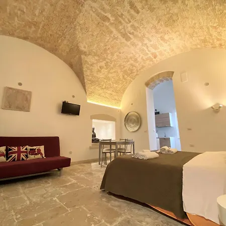 Pietra Di Tomamso - Central Station Apartment
